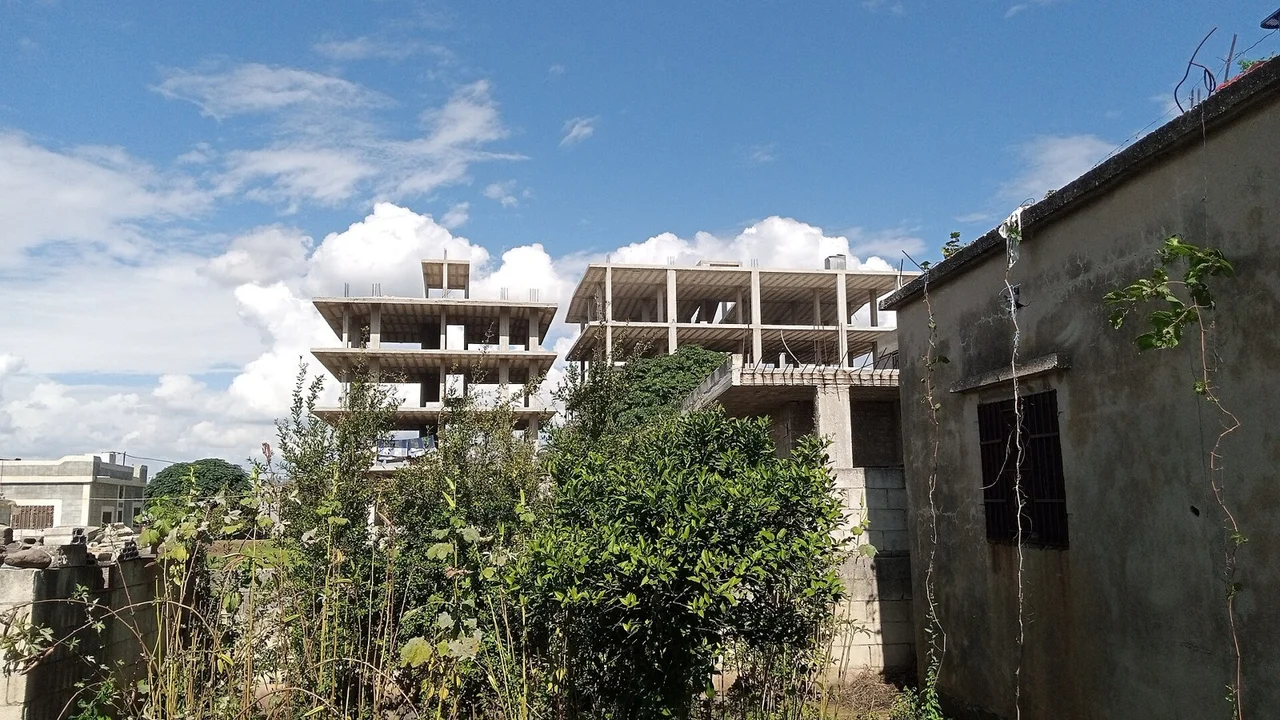 Building in Umm Haratayn al-Gharbiya, Syria, 2023; context, not an announced fund project